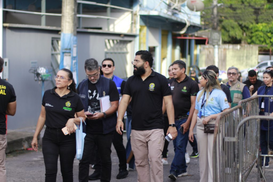 Bloco sem documentação é encerrado durante Central Integrada de Fiscalização em Manaus