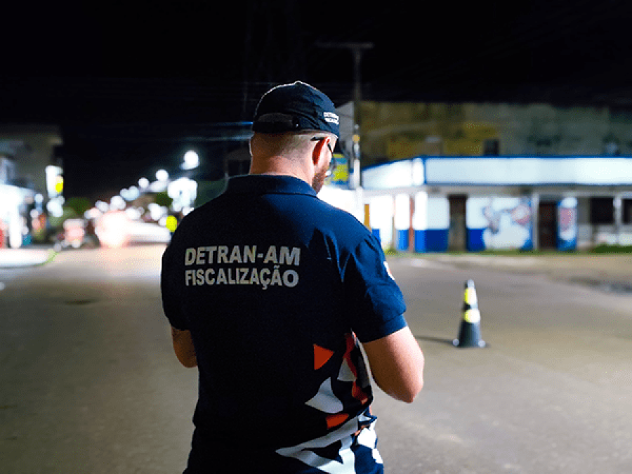Operação do Detran-Am autua influenciador digital por série de infrações de trânsito
