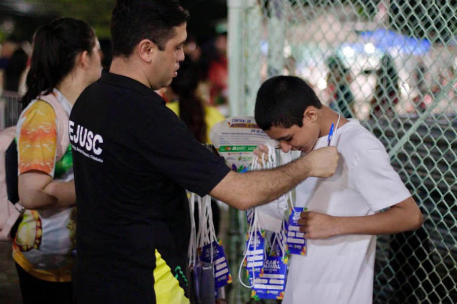 Crianças menores de 12 anos não podem participar de blocos e bandas carnavalescas em Manaus