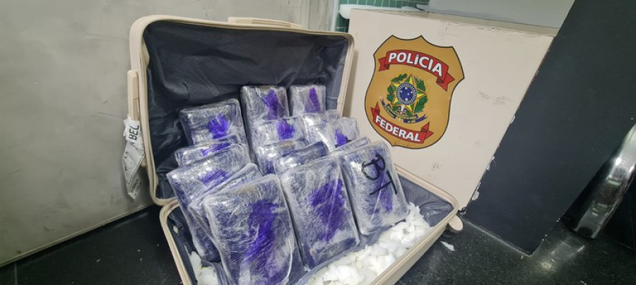 PF prende mulher e apreende 18 kg de droga no Aeroporto de Manaus/AM