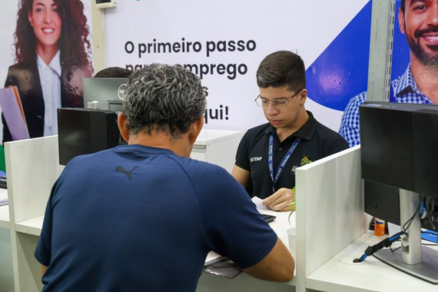 Sine Amazonas divulga 300 vagas de emprego para esta terça-feira