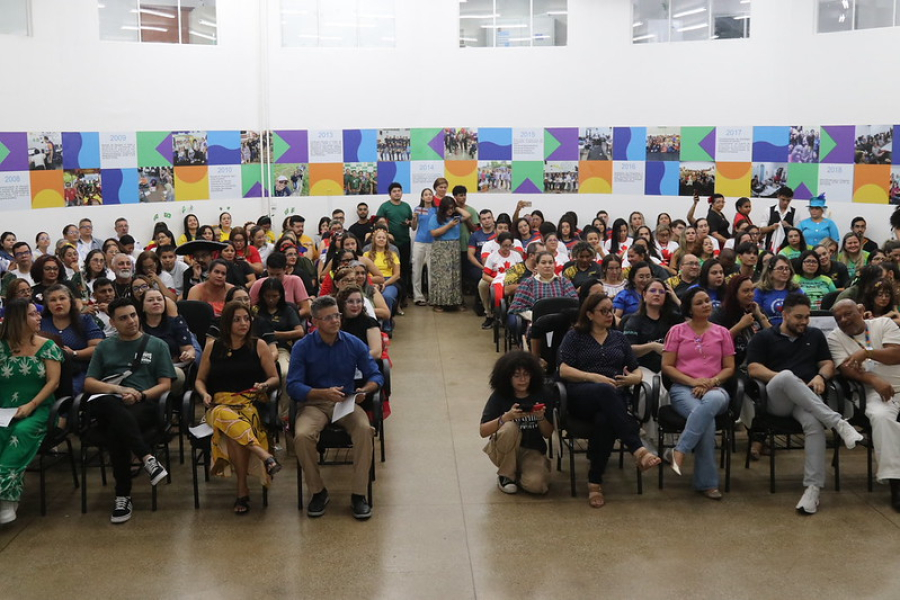 Prefeitura abre inscrições para cursos gratuitos de idiomas para servidores da educação municipal de Manaus   